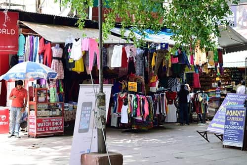 Alaknanda Market Delhi: Location, Shops, Timing, and Nearby Areas