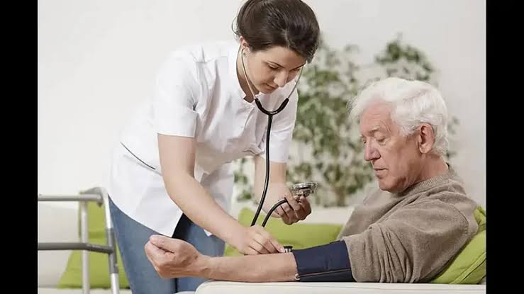 Key Considerations When Buying Health Insurance for Diabetic Patients